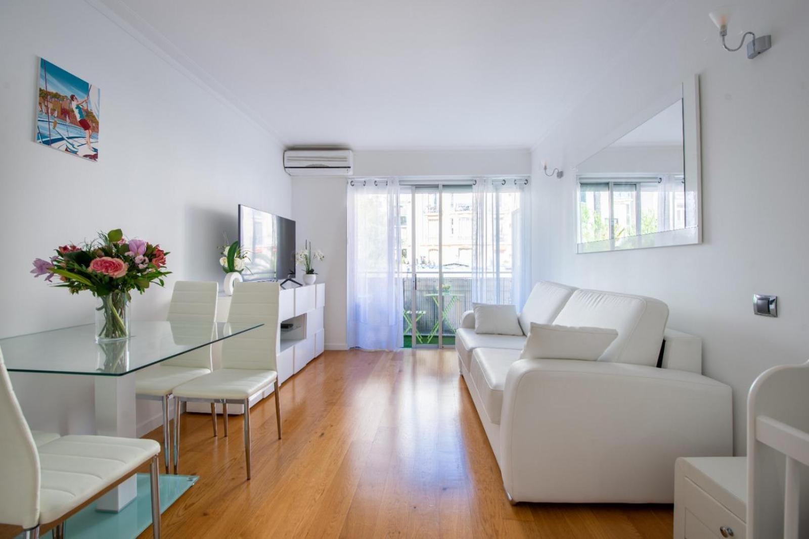 Azur Flat Appartamento *
